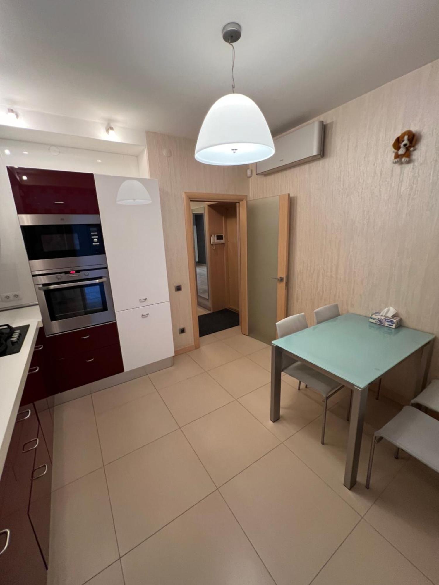 Apartment On Arkhipenka With Panorama View Leópolis Exterior foto
