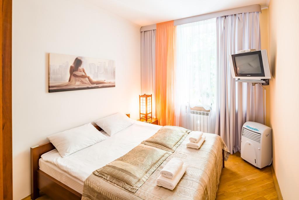 Apartment On Arkhipenka With Panorama View Leópolis Exterior foto