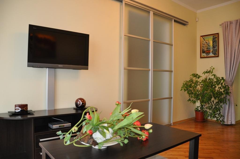 Apartment On Arkhipenka With Panorama View Leópolis Habitación foto